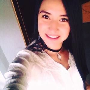 Meet your Posher, Manuela